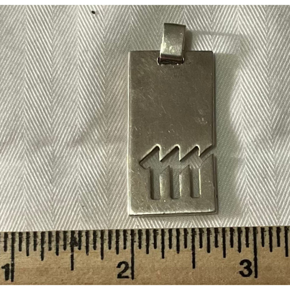 GUCCI Virgo 925 Silver Pendant in Pouch and Boxed. Made in Italy - Picture 8 of 12